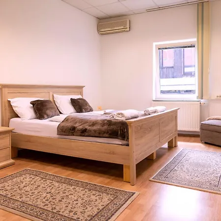 Hisa Elsbacher Apartamento Laško